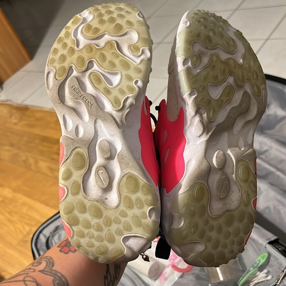 White hyper pink - Picture 4 of 7